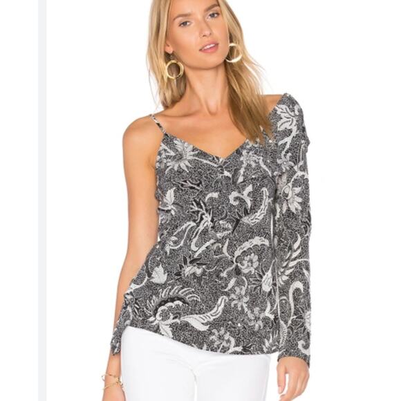 Diane von Furstenberg Tops - Diane von Furstenberg Women's One-Shoulder Black & White Paisley Silk Blouse 10